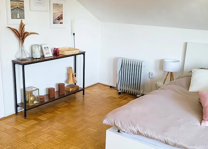 Appartement Dg R- Helle 2-zimmer Naehe Salzburg *